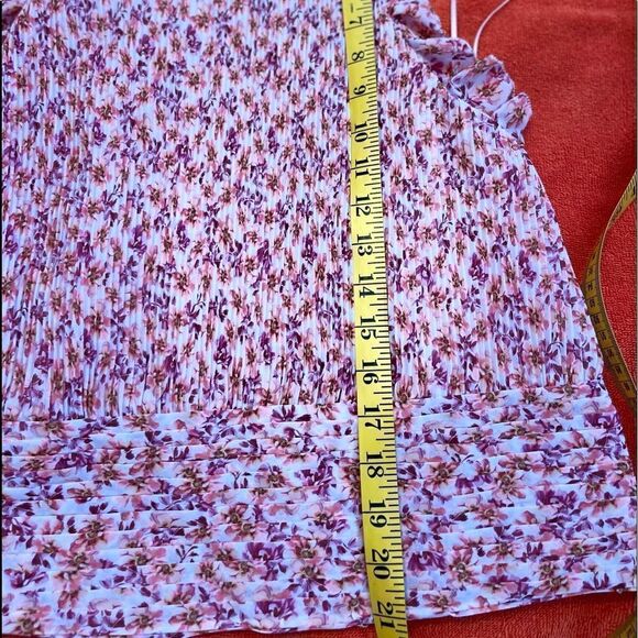 Amur Caelynn Floral Smocked Ruffle Cross Back Top .Size XL - Picture 14 of 16